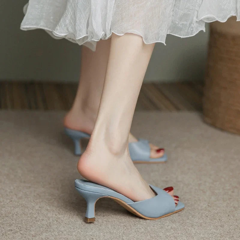 DIVINE HEEL SANDALS