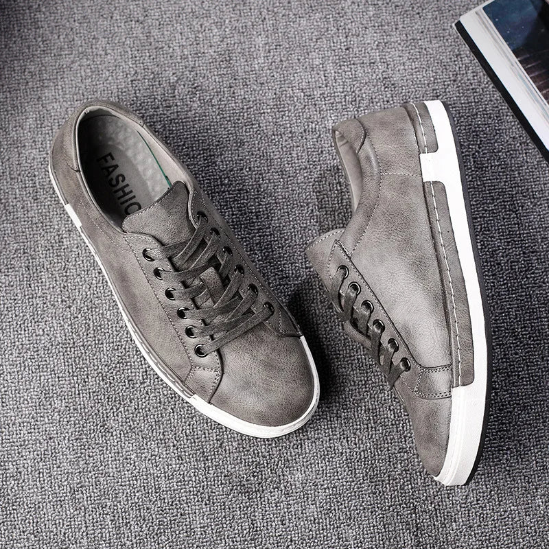 CASUAL LEATHER SHOES