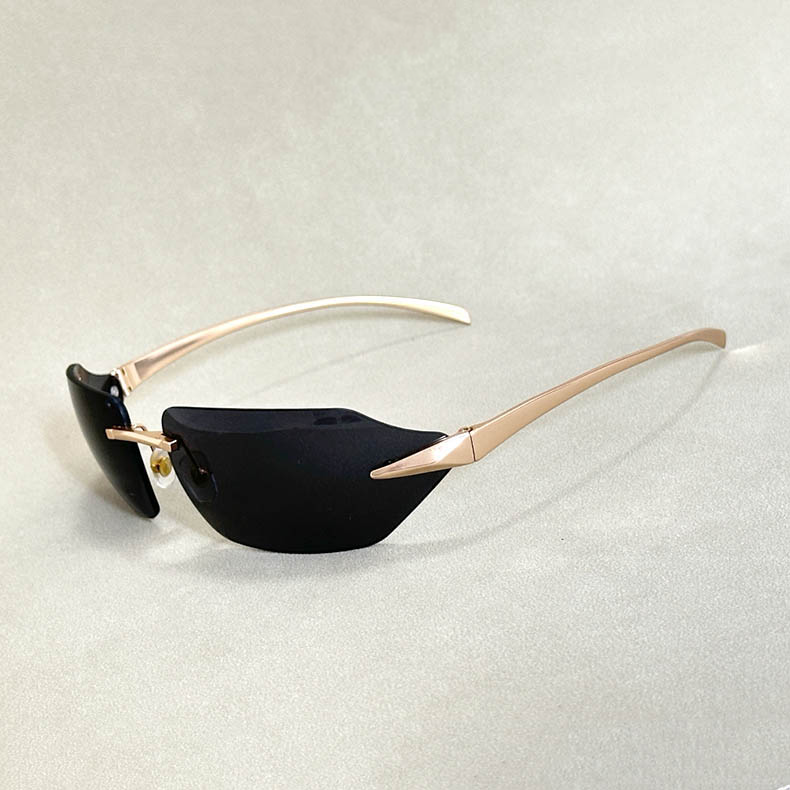 GOLDEN RIMLESS SUNGLASSES